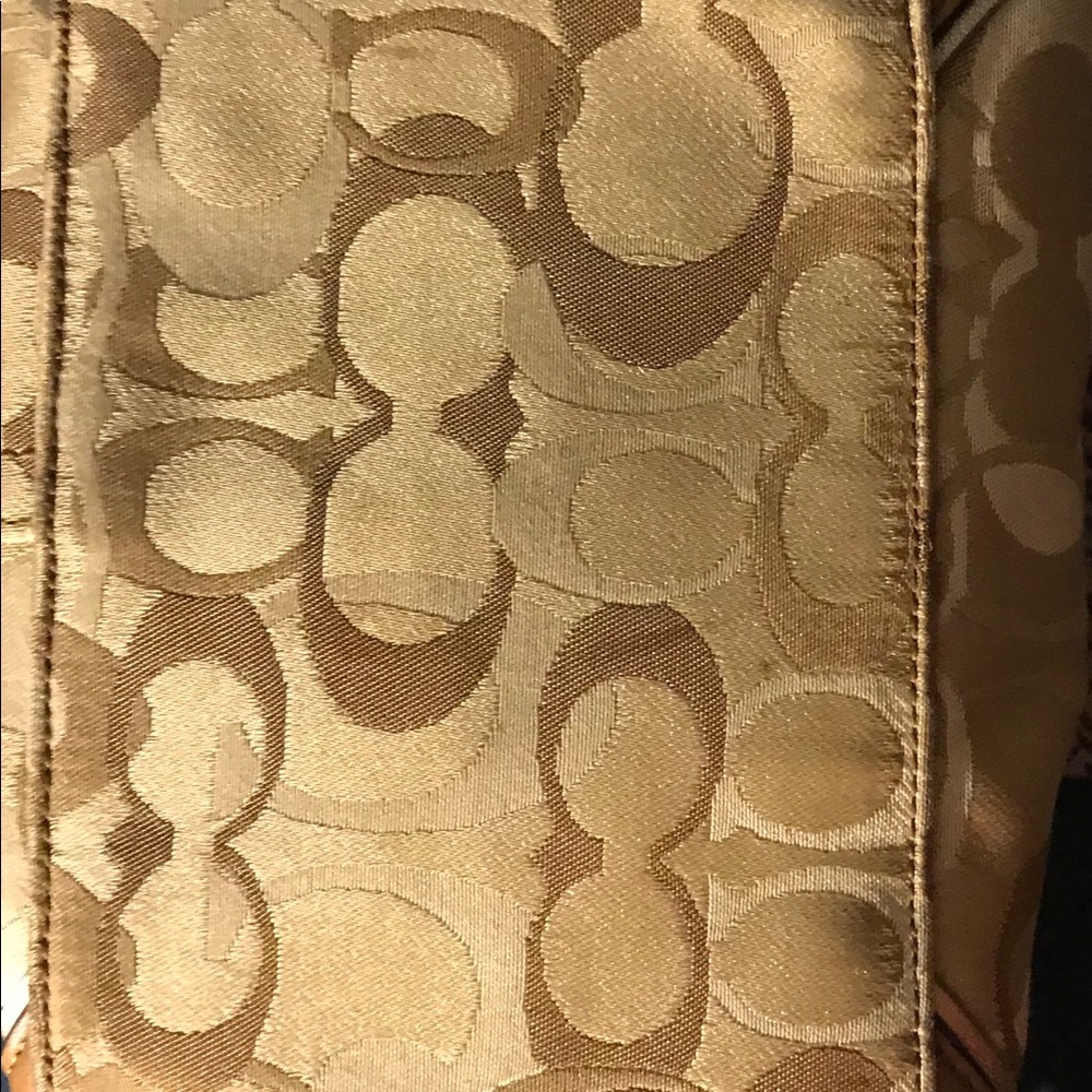 Coach Purse - Picture 4 of 5